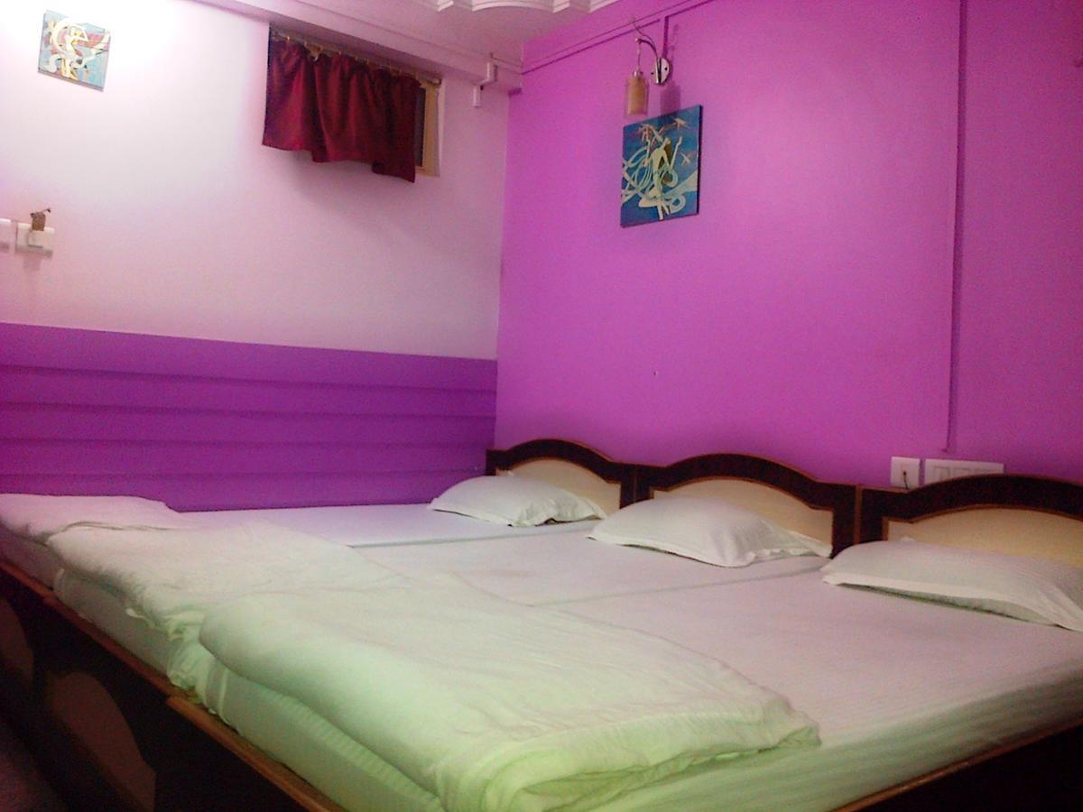 Hotel Mega Palace Patna  Esterno foto